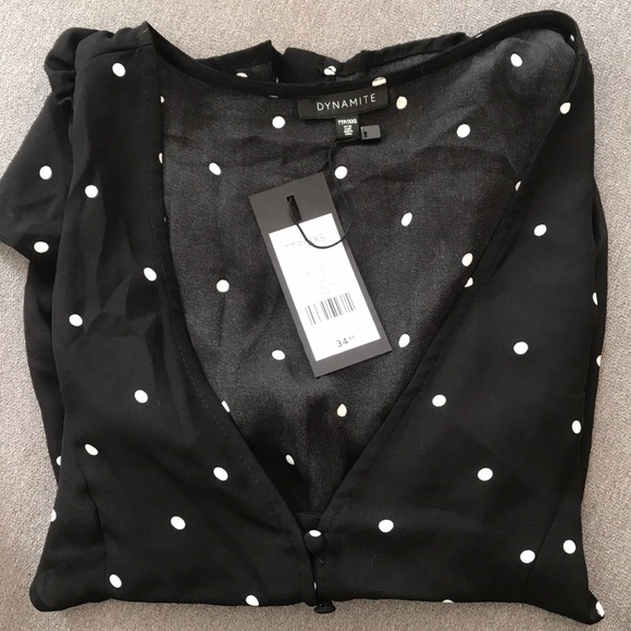 Flutter sleeve blouse - Picture 2 of 3